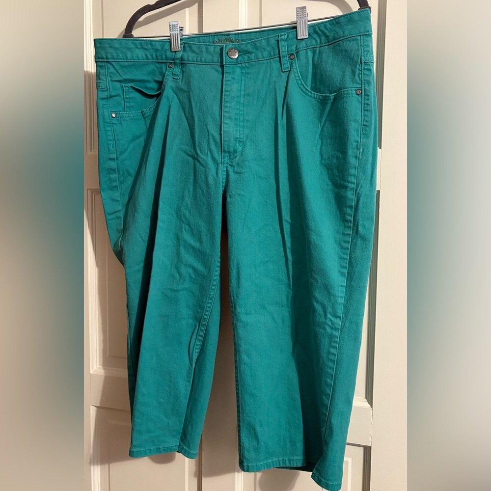 Riders by Lee Womenโs Plus Teal Capris Jeans Pants Sz 18M